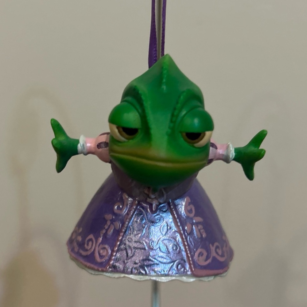 Disney 2016 Sketchbook Tangled Pascal Ornament - hard to find